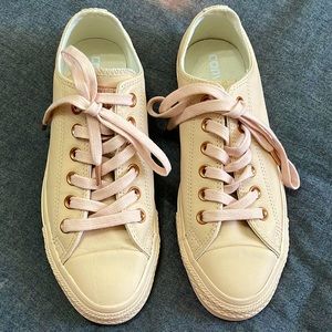 Brand new Converse beige/cream with rose gold hardware! Super cute color!